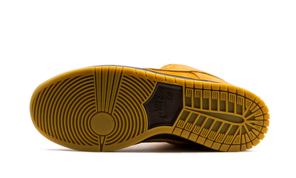 SB Dunk Low Wheat