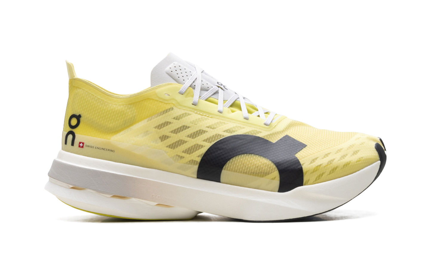 Cloudboom Strike "Limelight Wolf"