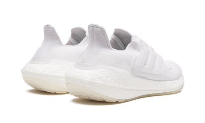UltraBoost 22 Triple White