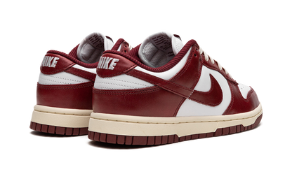 Dunk Low PRM Vintage Team Red