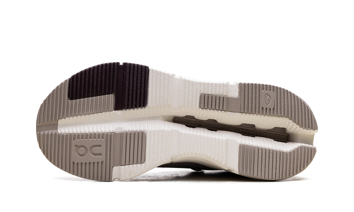 Cloudnova 2 WMNS "Fade Desert"