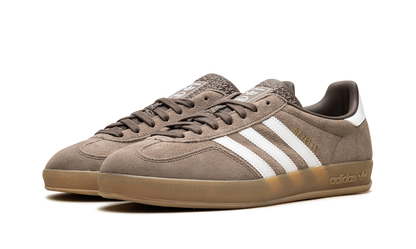 Gazelle Indoor Earth Strata White Gold Metallic