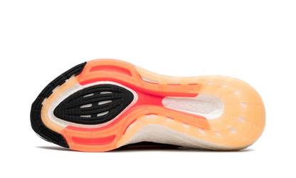 Ultraboost 22 Black Turbo Flash Orange
