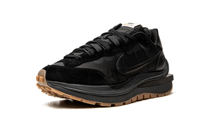 Vaporwaffle Sacai Black Gum