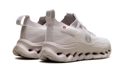 Cloudtilt WMNS "LOEWE Sand"