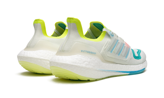 UltraBoost 22 Sky Mint Rush