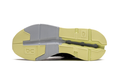 Cloudnova Flux WMNS "Black Hay"