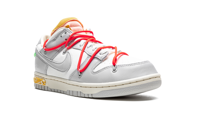Dunk Low Off White Lot 06:50