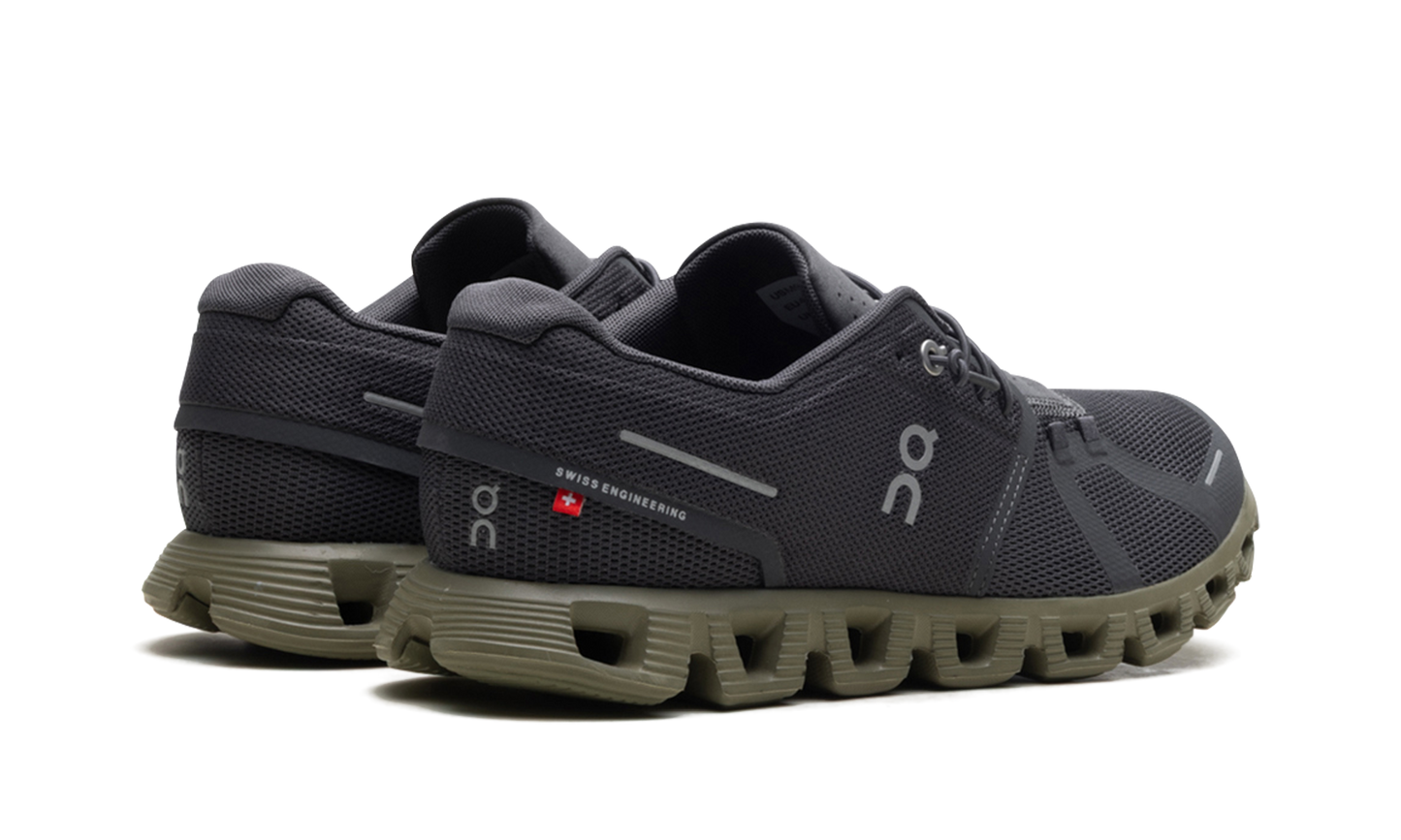 On Cloud 5 "Eclipse Grove"