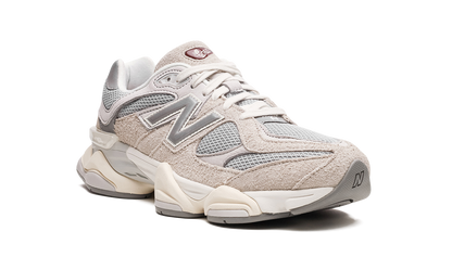 9060 Lunar Timberwolf Grey
