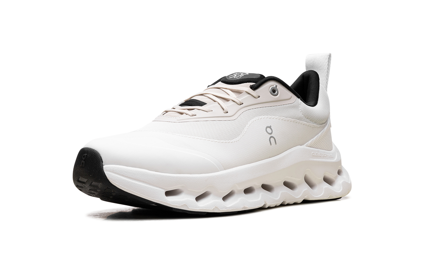 Cloudtilt 2 "LOEWE - Sand White"