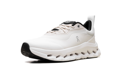 Cloudtilt 2 "LOEWE - Sand White"