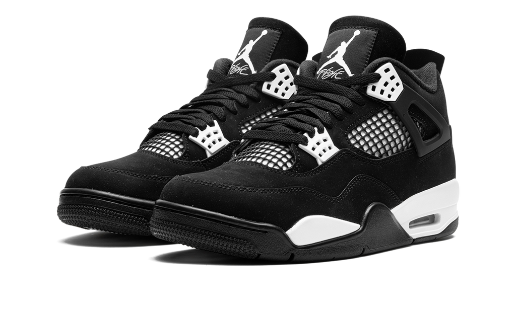 Air  4 White Thunder