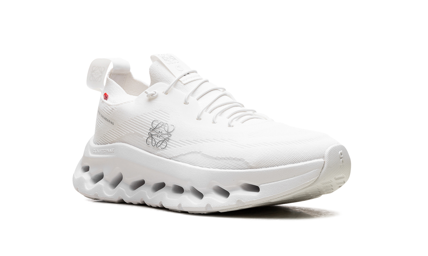 Cloudtilt WMNS "LOEWE All White"