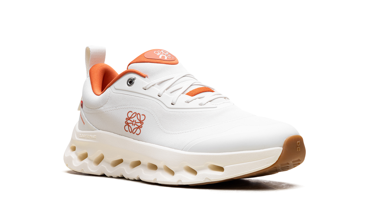 Cloudtilt 2 "LOEWE White Orange"