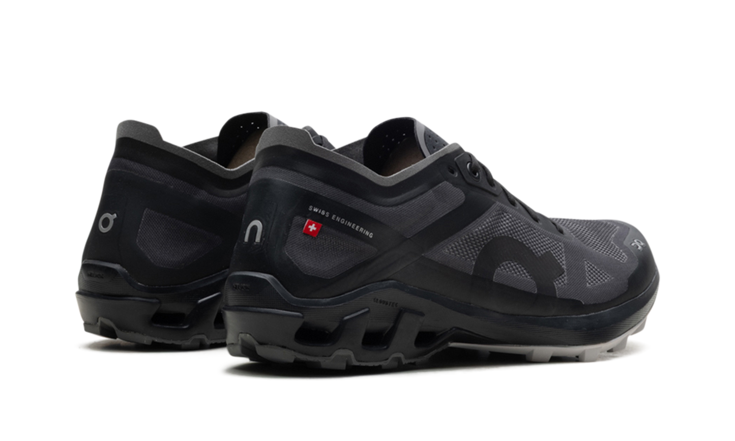 Cloudventure Peak 3 WMNS "Black Glacier"