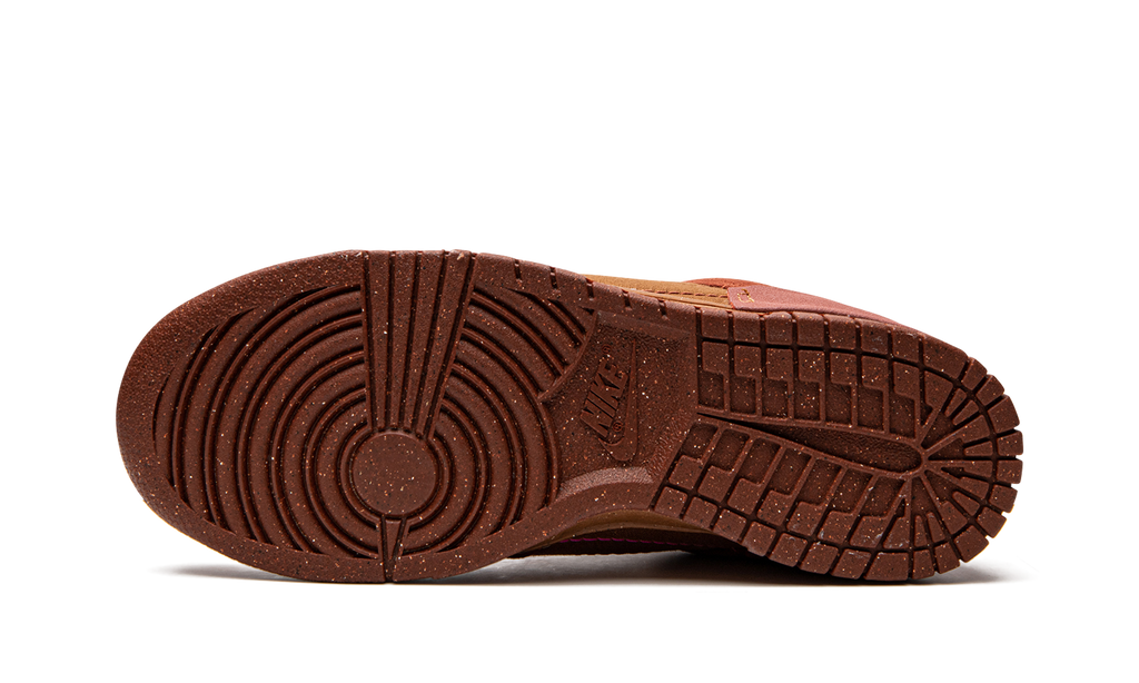 Dunk Low Disrupt 2 Desert Bronze Pink Prime