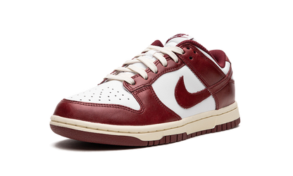 Dunk Low PRM Vintage Team Red