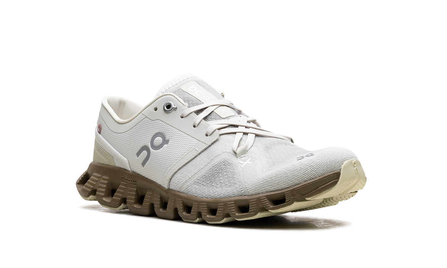 On Cloud X 3 WMNS "Aloe/Hunter"