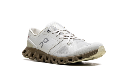 On Cloud X 3 WMNS "Aloe/Hunter"