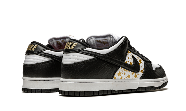 SB Dunk Low  Stars Black