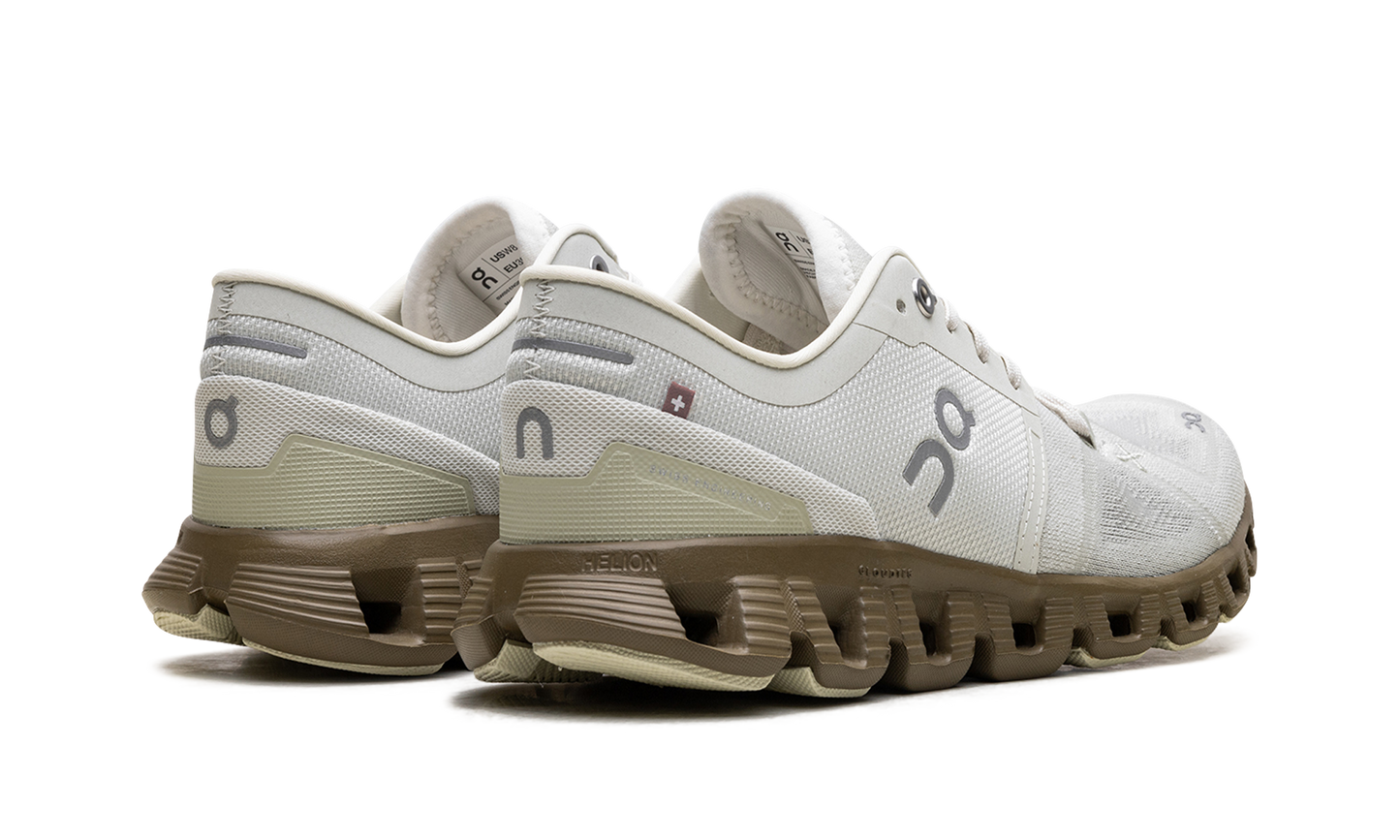 On Cloud X 3 WMNS "Aloe/Hunter"