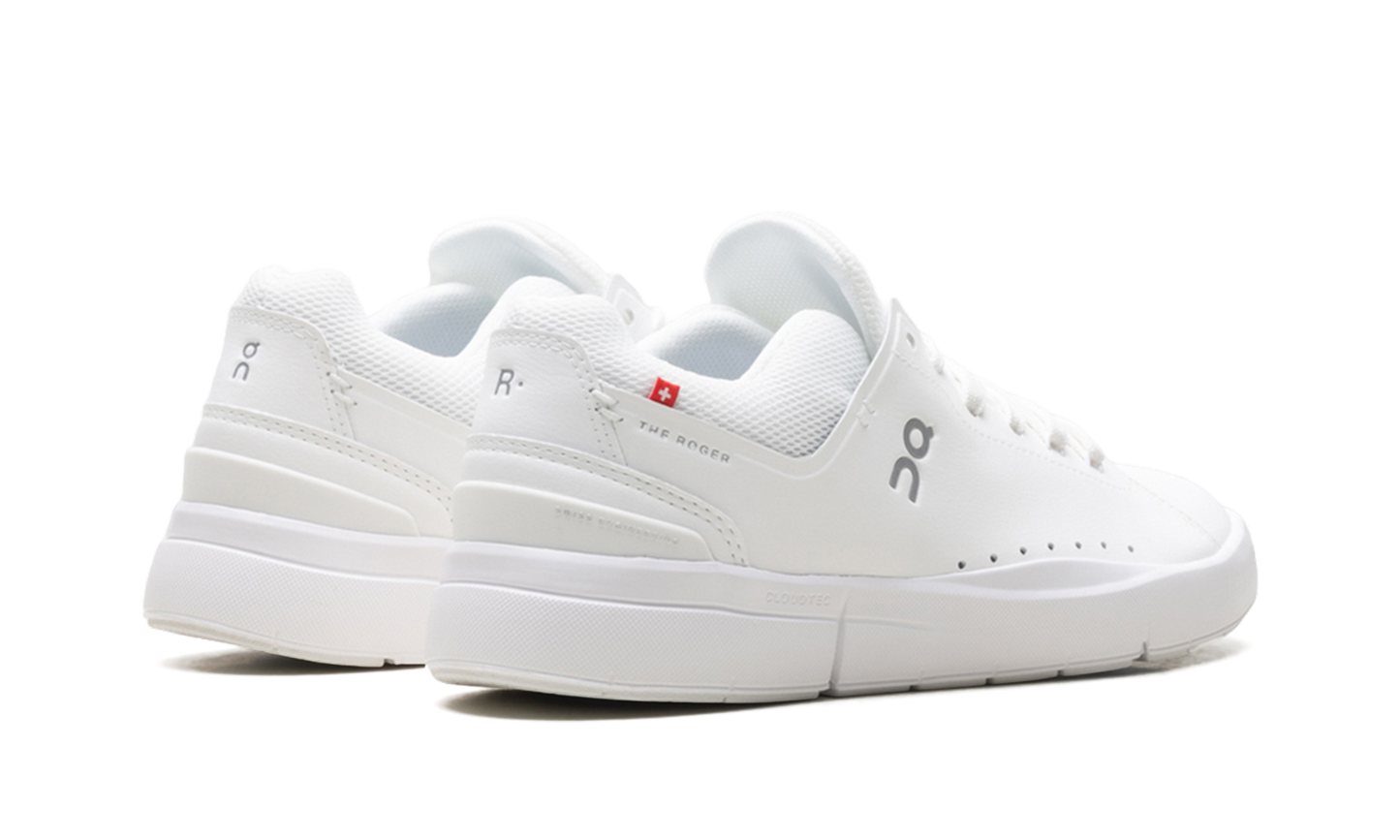 THE ROGER Advantage WMNS "All White"