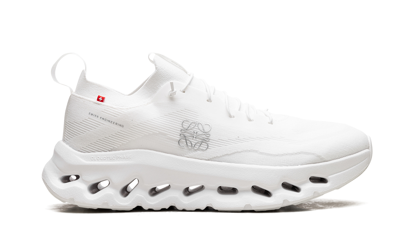 Cloudtilt "LOEWE All White"