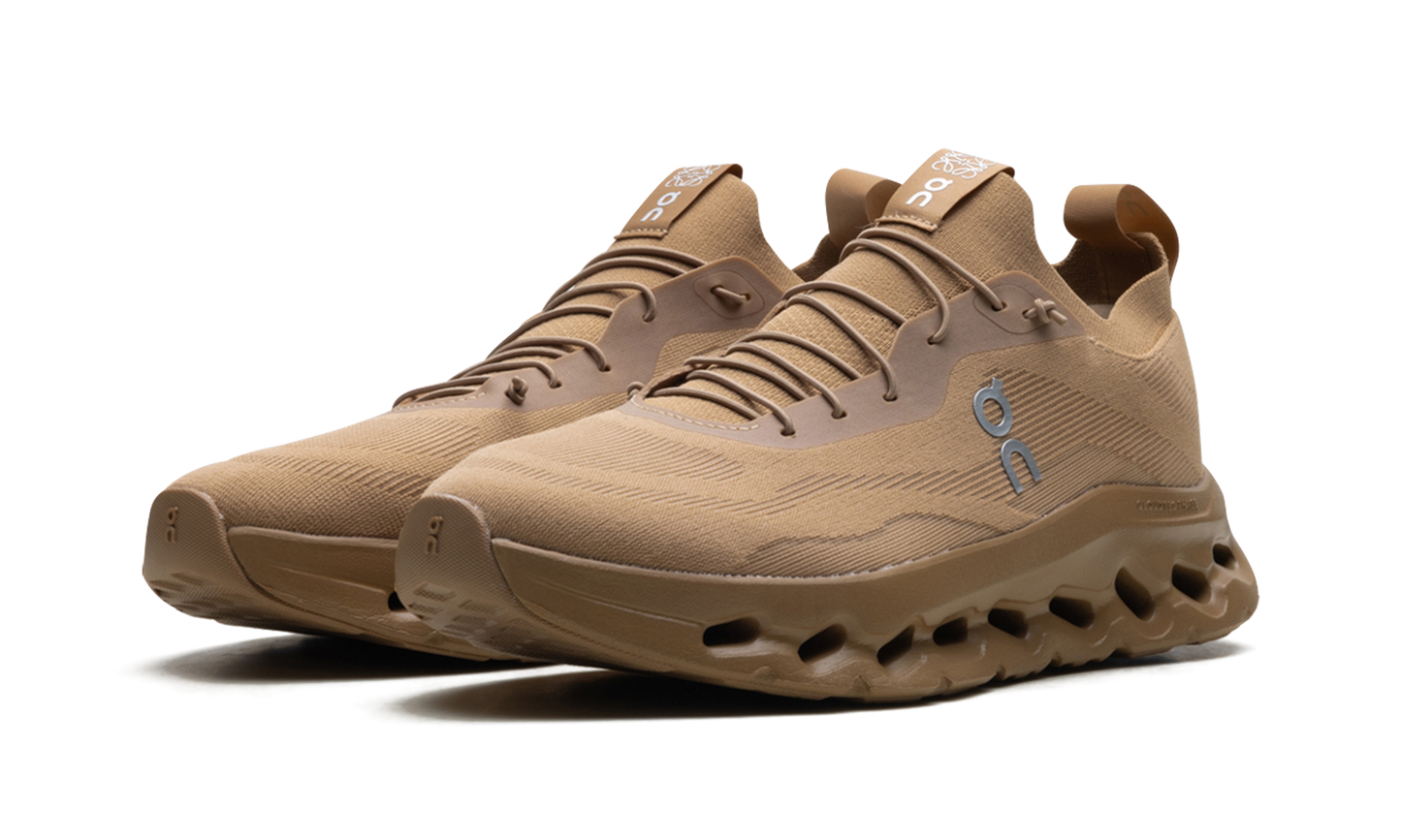 Cloudtilt "LOEWE - Dark Sand"