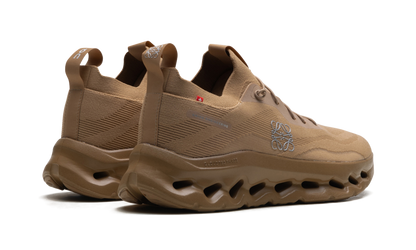 Cloudtilt "LOEWE - Dark Sand"