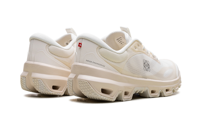 Cloudventure 2 WMNS "LOEWE Eggshell"