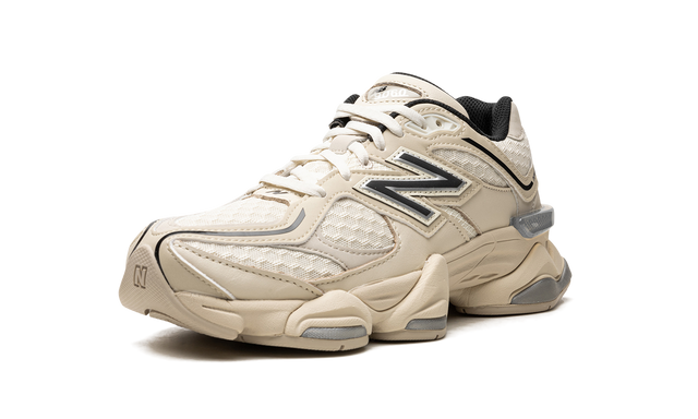 9060 Turtledove Black Sier Metallic