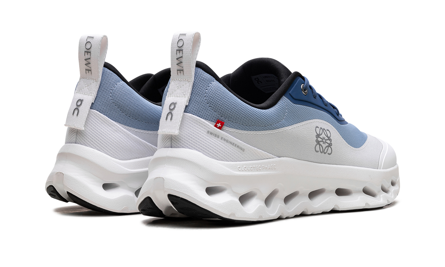 Cloudtilt 2 "LOEWE Blue White"