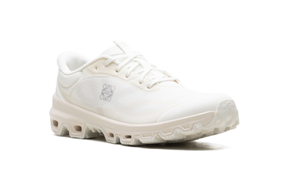 Cloudventure 2 "LOEWE Eggshell"