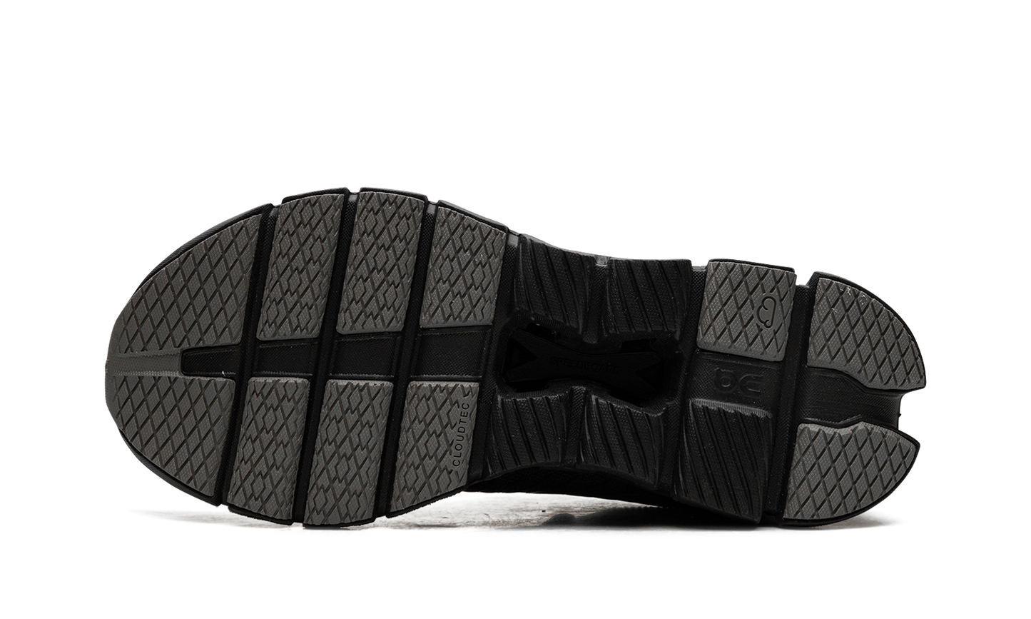 Cloud X Z5 WMNS "All Black"