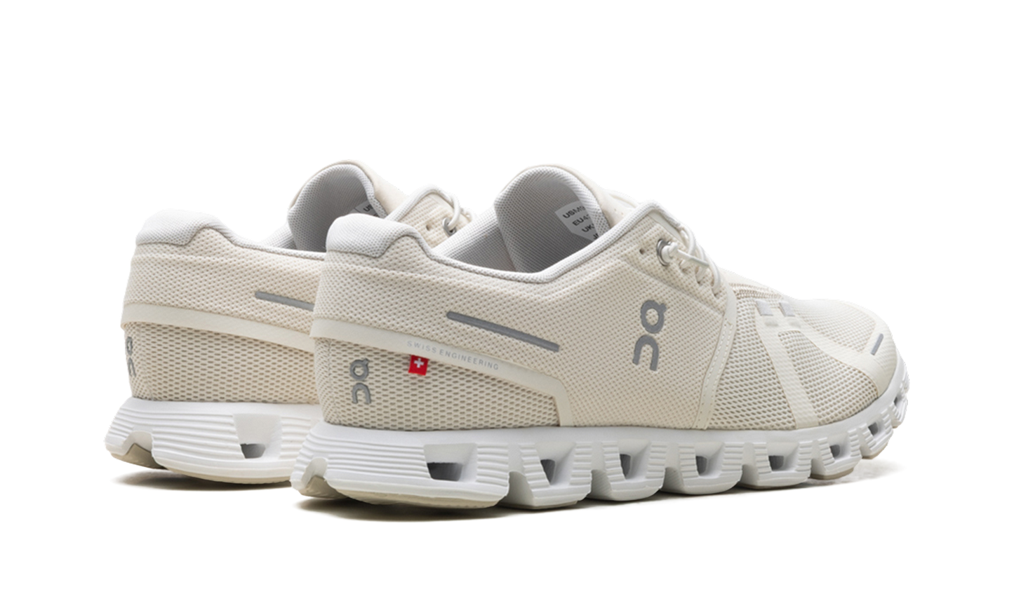 Cloud 5 "Cream Sand"