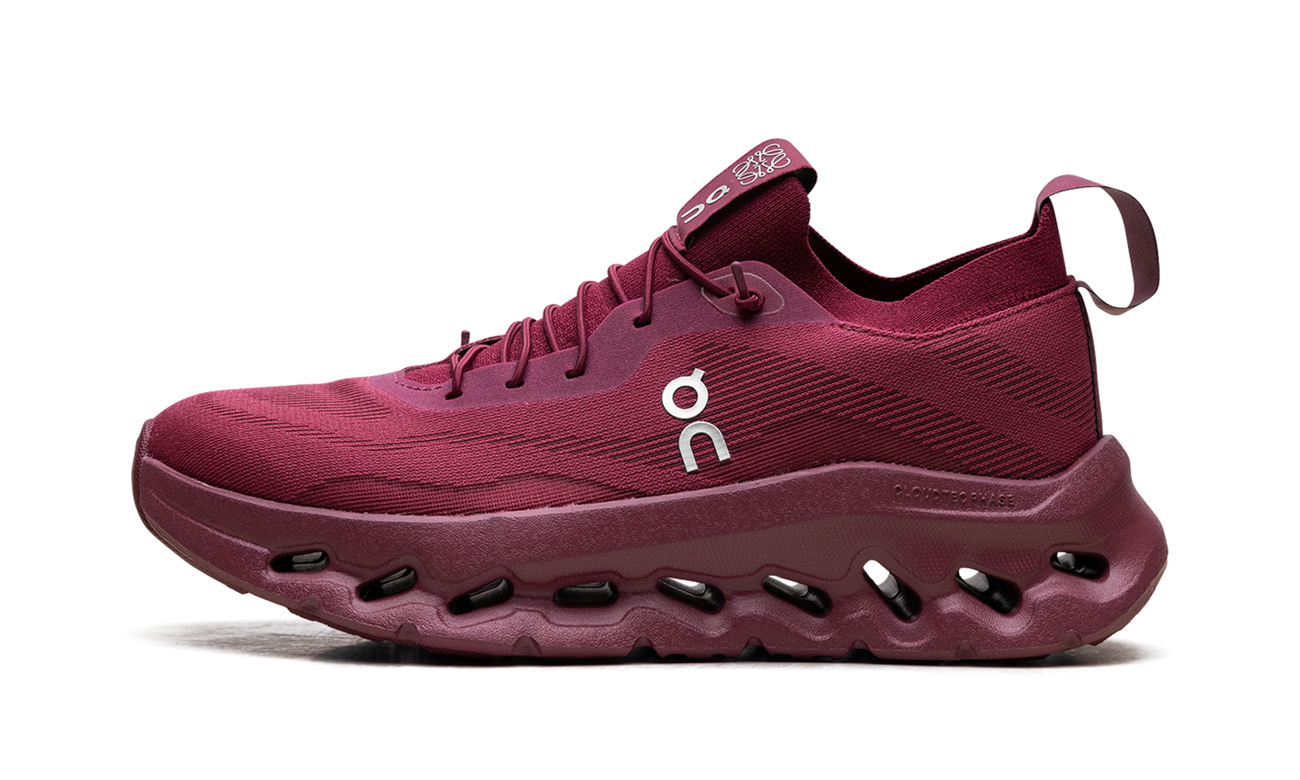 Cloudtilt WMNS "Loewe - Beet Red"