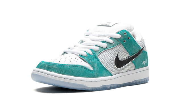 SB Dunk Low April Skateboards
