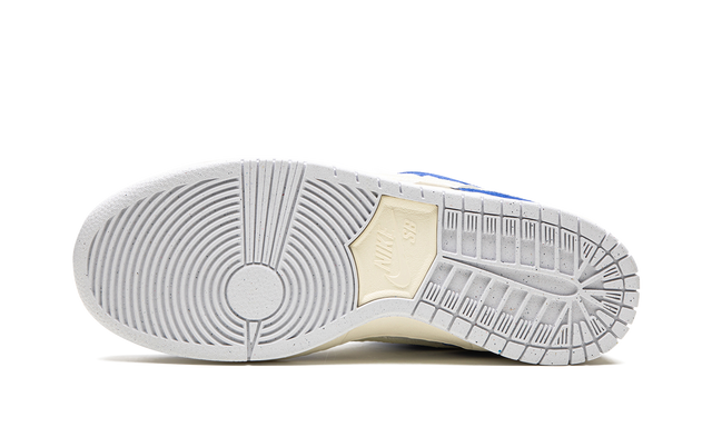 SB Dunk Low Pro Fly Streetwear