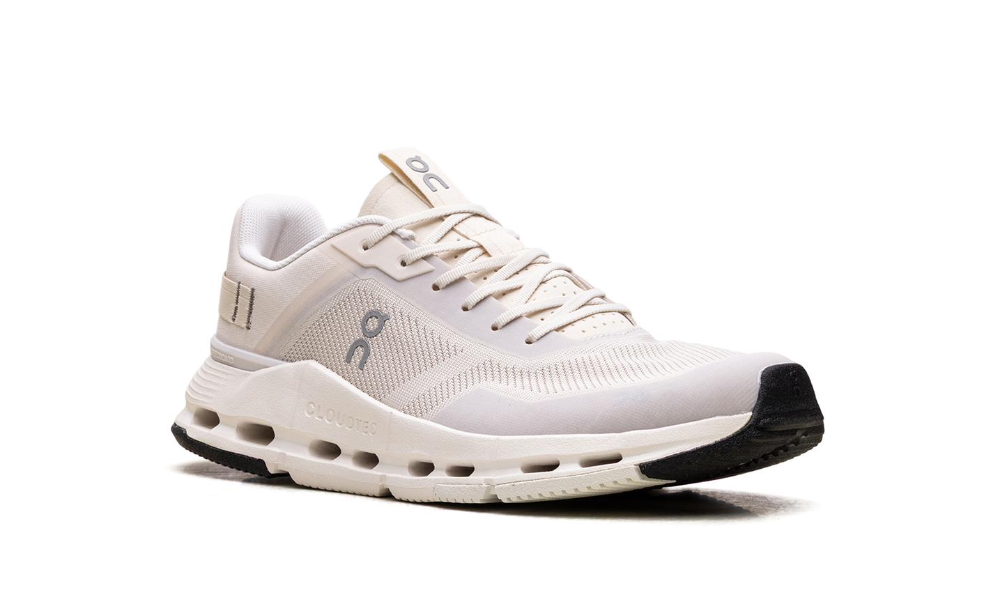 Cloudnova Form 2 TT WMNS "Cream Ivory"