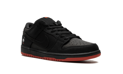 SB Dunk Low Black Pigeon