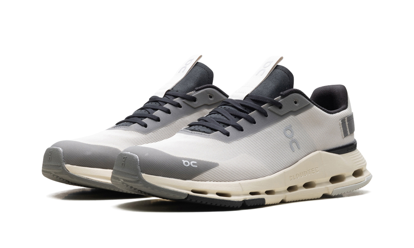 Cloudnova Form 2 "Pearl Black"