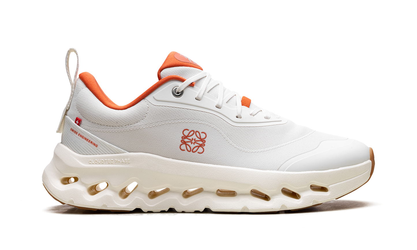 Cloudtilt 2 WMNS "LOEWE White Orange"