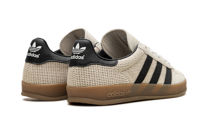 Gazelle Indoor Aluminum Core Black