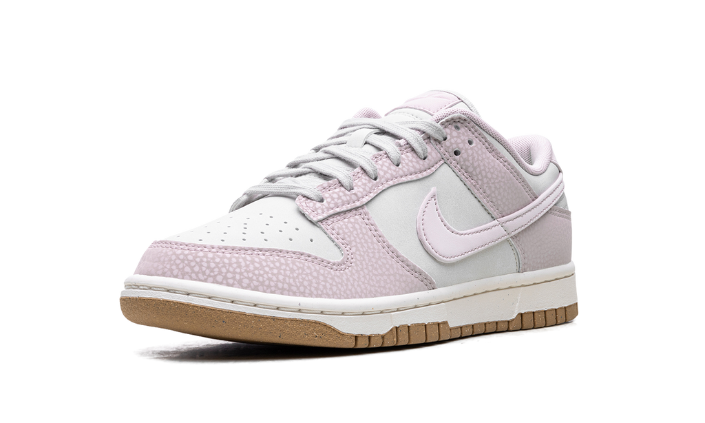 Dunk Low Light Violet