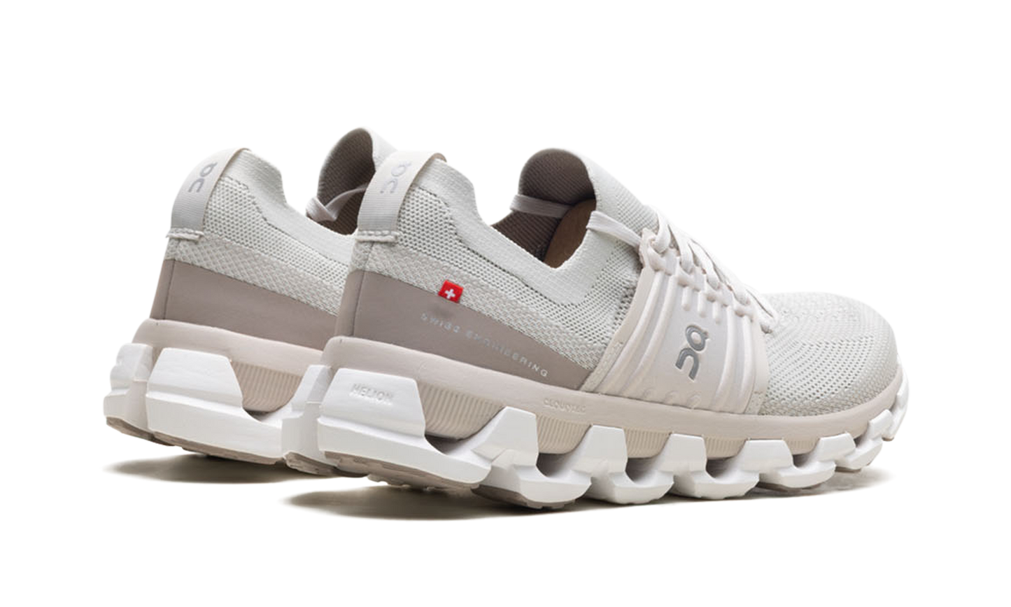 On Cloudswift 3 WMNS "Pearl Fog"