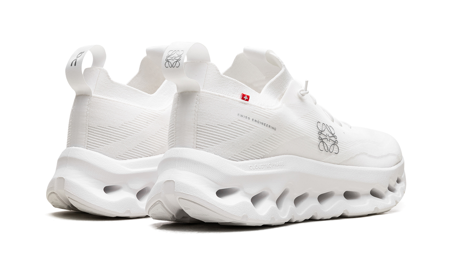 Cloudtilt "LOEWE All White"
