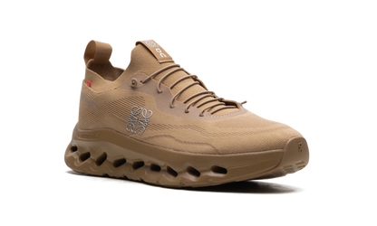 Cloudtilt "LOEWE - Dark Sand"