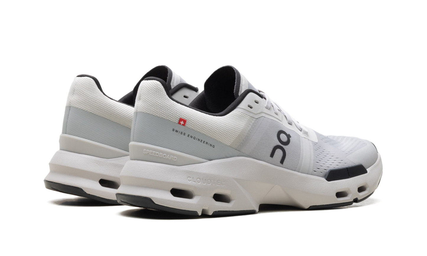 Cloudpulse "Wolf Black"