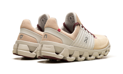 On Cloudswift 3 AD WMNS "White"